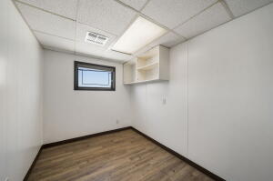 700 S Main Street Property Photo 17