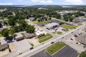 700 S Main Street Property Photo 28