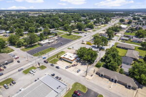 700 S Main Street Property Photo 30