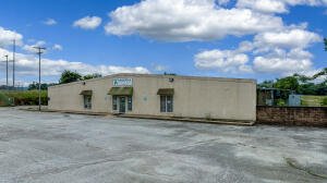 39026 S Highway 82 Property Photo 2