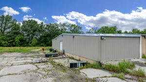 39026 S Highway 82 Property Photo 7