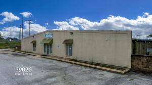 39026 S Highway 82 Property Photo 10