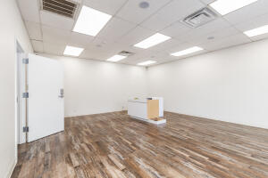 39026 S Highway 82 Property Photo 14