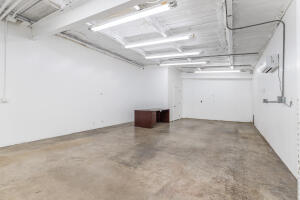 39026 S Highway 82 Property Photo 24