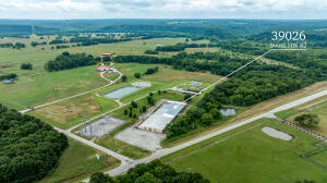 39026 S Highway 82 Property Photo 72