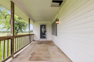 14831 E Highway 412 Property Photo 4