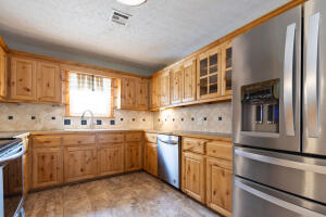 14831 E Highway 412 Property Photo 11