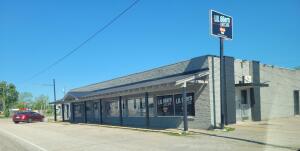 711 Commerce Avenue Property Photo 1