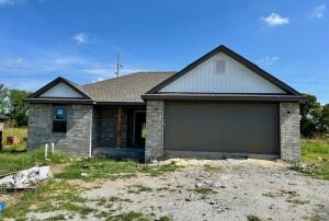 1119 Center Court Circle Property Photo 1