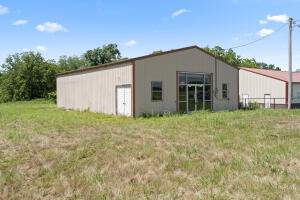 54091 E Highway 59 Property Photo 1
