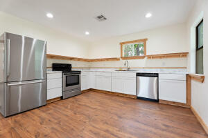 1592 20 Highway Property Photo 5