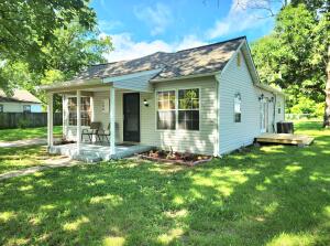 200 S Cedar Street Property Photo 1