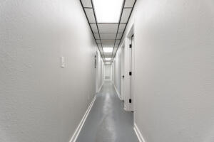 25100 Us-59 Property Photo 17