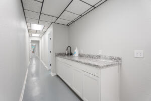 25100 Us-59 Property Photo 20