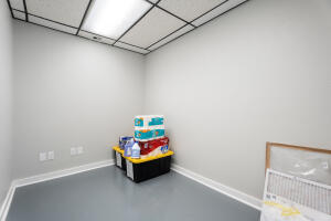 25100 Us-59 Property Photo 23