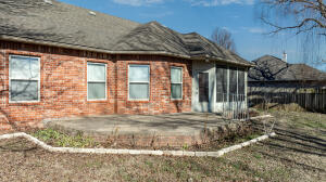 900 E 9th Street Property Photo 12