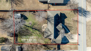 900 E 9th Street Property Photo 14