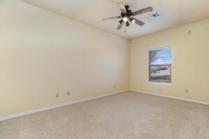 900 E 9th Street Property Photo 42