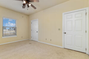900 E 9th Street Property Photo 43