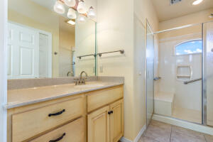 900 E 9th Street Property Photo 46