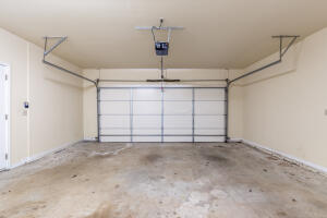 900 E 9th Street Property Photo 55