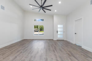 32445 Oxford Drive Property Photo 5