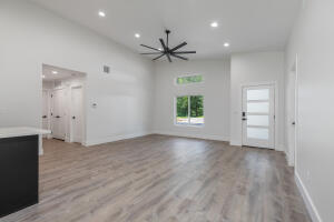 32445 Oxford Drive Property Photo 6