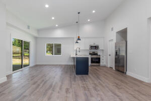 32445 Oxford Drive Property Photo 7