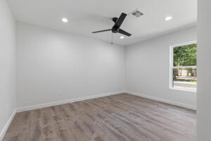 32445 Oxford Drive Property Photo 19