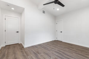 32445 Oxford Drive Property Photo 20