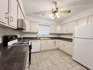 2111 Sw L Street Property Photo 6
