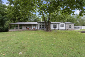 26251 S 520 Road Property Photo 1