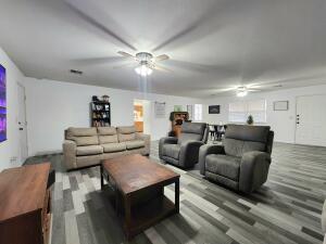 113 Thresher Lane Property Photo 14