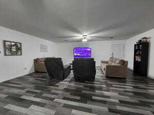 113 Thresher Lane Property Photo 15