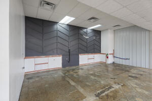 607 N Wilson Street Property Photo 5