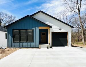 31 Circle Drive Property Photo