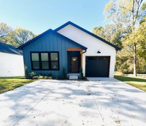 31 Circle Drive Property Photo 1