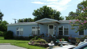 206 Main Street Property Photo 2