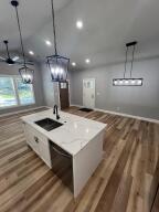 29 Circle Drive Property Photo 9