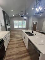 29 Circle Drive Property Photo 11