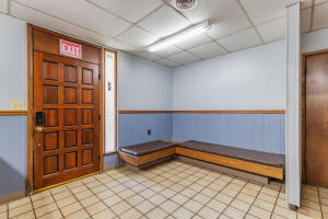 1916 Sw E Street Property Photo 19