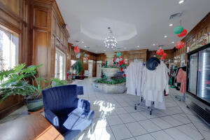 414 E 3rd Street Property Photo 12