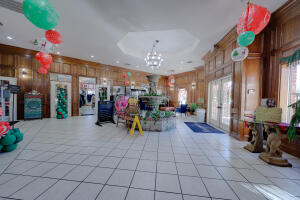 414 E 3rd Street Property Photo 13