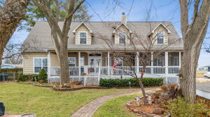 8026 68th Street Property Photo