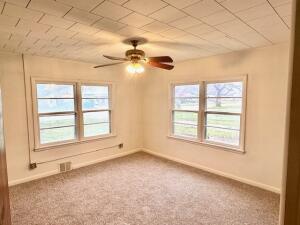 401 S Scraper Street Property Photo 8
