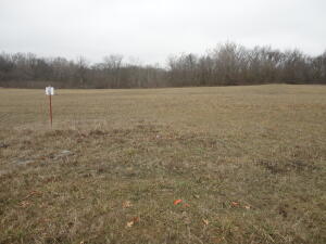 62505 E 270 Road Property Photo 2