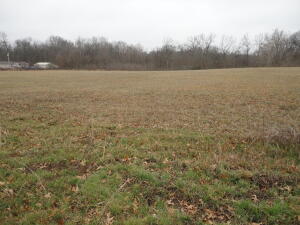 62515 E 270 Road Property Photo 6