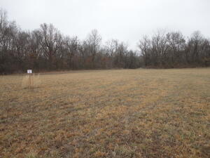 62515 E 270 Road Property Photo 7