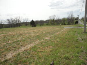 62515 E 270 Road Property Photo 18