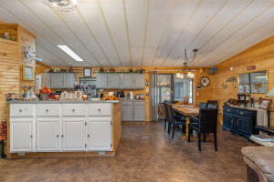 25281 S 623 Road Property Photo 38